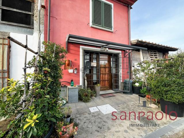 Casa in vendita a Pistoia, Toscana