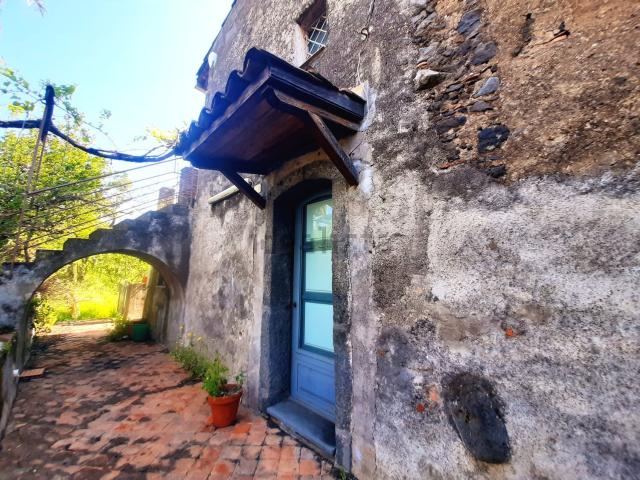 Casa in vendita a Giarre, Sicilia