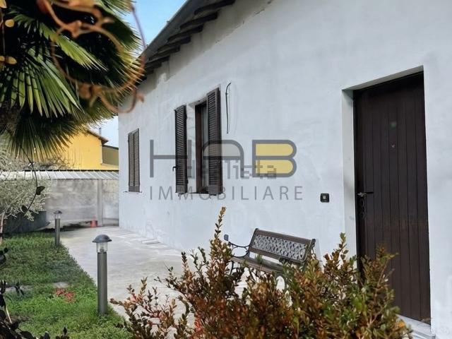 Casa in vendita a Madonna Regina, Busto Arsizio