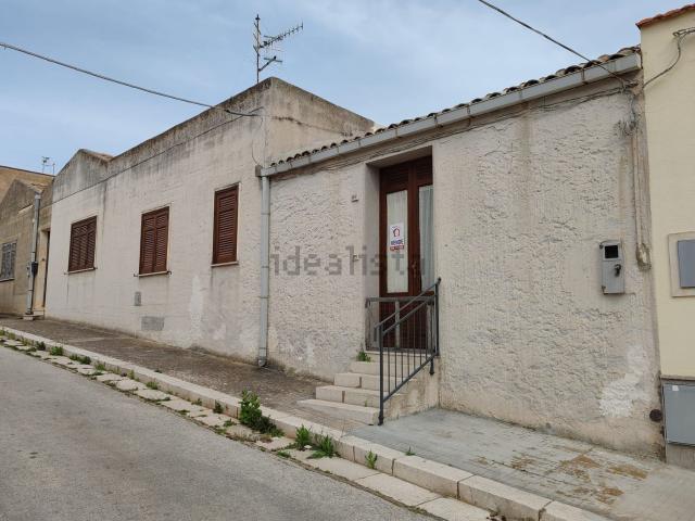 Casa in vendita a Custonaci, Sicilia