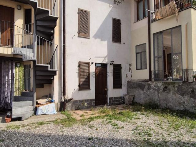 Casa in vendita a Comunità Montana del Piambello, Saltrio