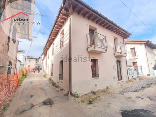 Casa in vendita a Tornimparte, Abruzzo