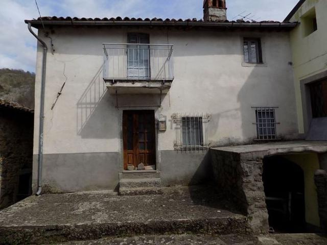 Casa in vendita a Unione Comuni Garfagnana, Villa Collemandina