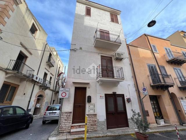 Casa in vendita a Castellammare Del Golfo, Sicilia