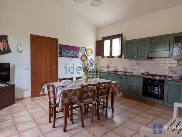 Casa in vendita a Buseto Palizzolo, Sicilia