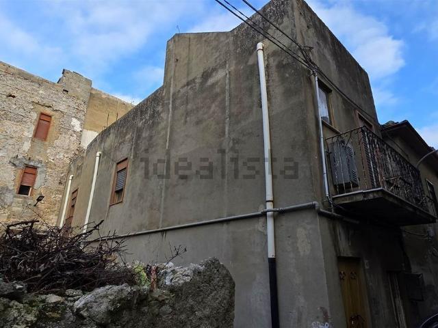 Casa in vendita a San Cataldo, Sicilia