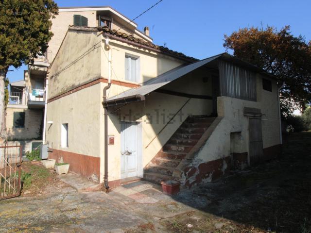 Casa in vendita a Marche, Macerata