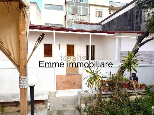 Casa in vendita a Mortelle, Messina