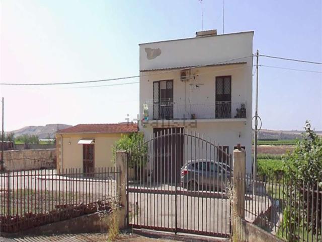 Casa in vendita a Puglia, Barletta-andria-trani