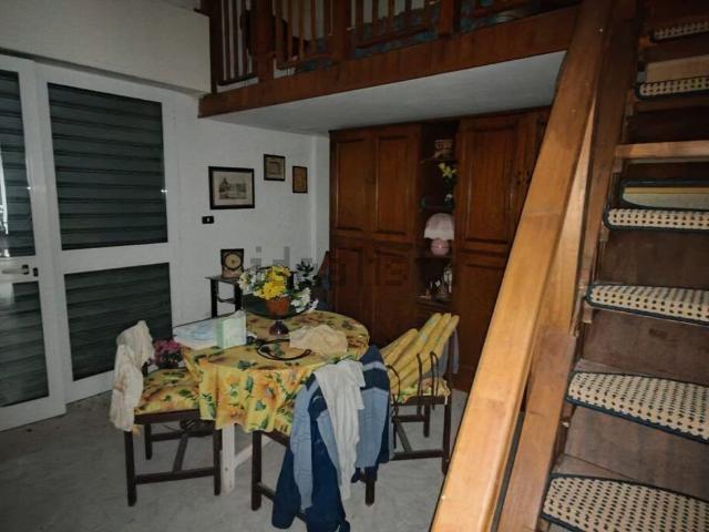 Casa in vendita a Ponte, Benevento