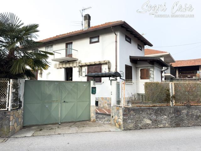 Casa in vendita a Santa Croce di Borgomanero, Borgomanero