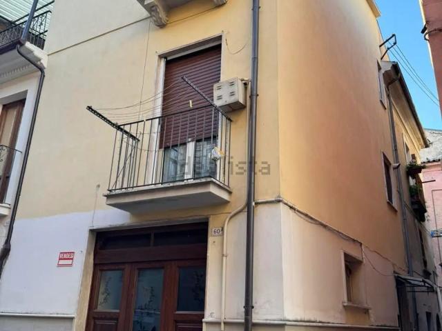 Casa in vendita a Pratola Peligna, Abruzzo
