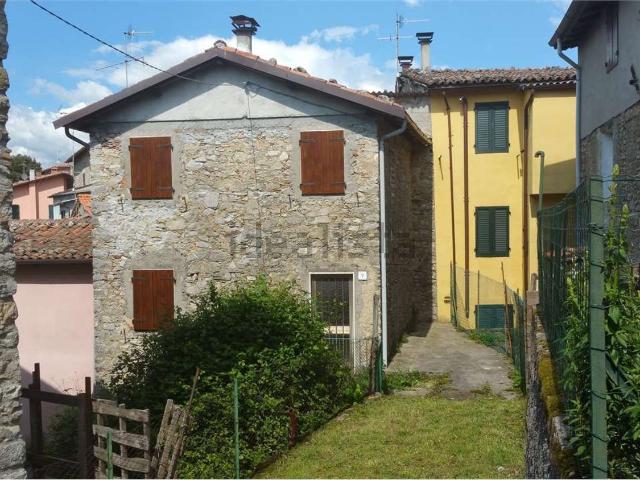 Casa in vendita a Unione Comuni Garfagnana, Molazzana