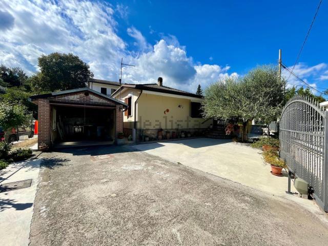Casa in vendita a Ceccano, Lazio