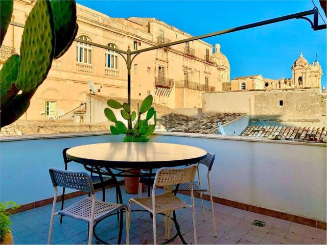 Casa in vendita a Noto, Sicilia