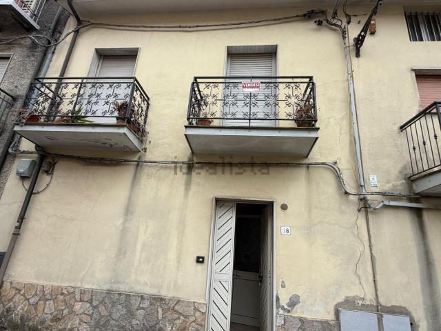 Casa in vendita a Calabria, Catanzaro