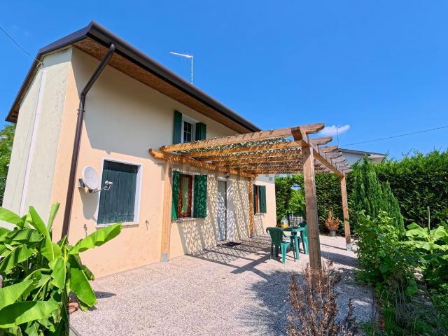 Casa in vendita a Codognè, Veneto
