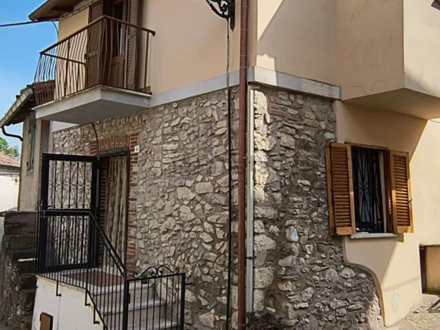 Casa in vendita a Nespolo, Lazio