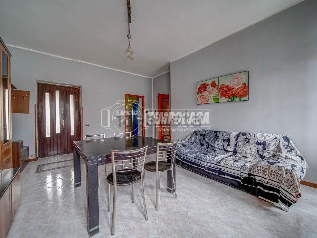 Casa in vendita a Villa, Cassano Magnago