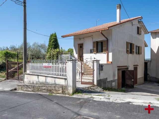 Casa in vendita a Calcariola, Cittaducale