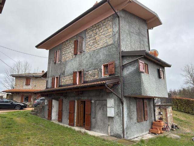 Casa in vendita a Unione dell'Appennino Bolognese, Castel D'aiano