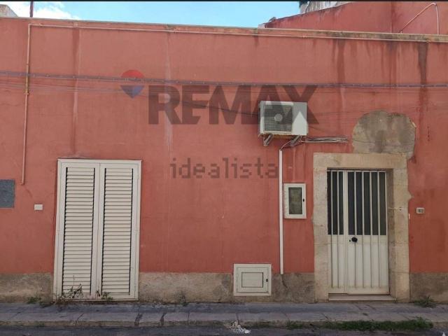 Casa in vendita a Pozzallo, Sicilia