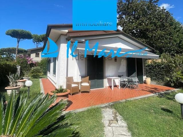 Casa in vendita a Vittoria Apuana, Forte Dei Marmi