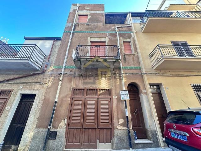 Casa in vendita a Castellammare del Golfo, Trapani