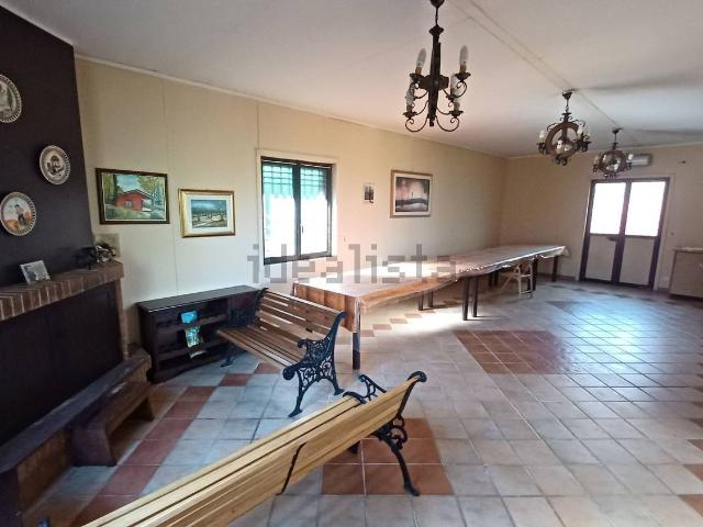 Casa in vendita a Castro dei Volsci, Frosinone