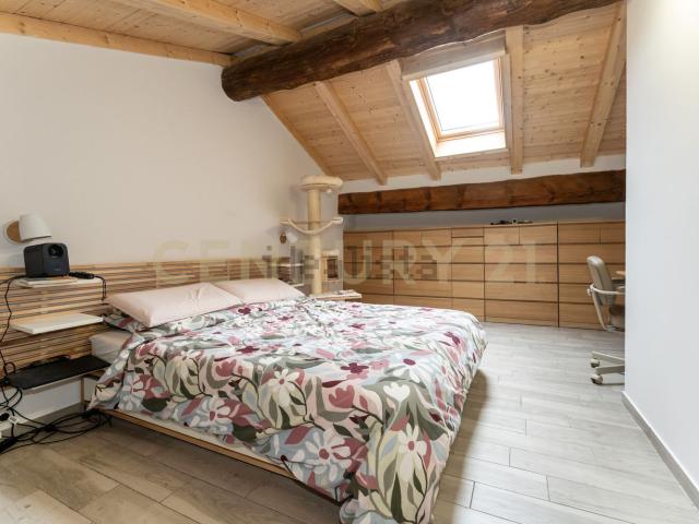 Casa in vendita a Santa Venerina, Catania