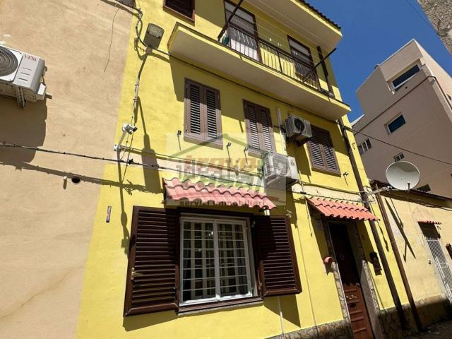 Casa in vendita a Santa Lucia, Siracusa