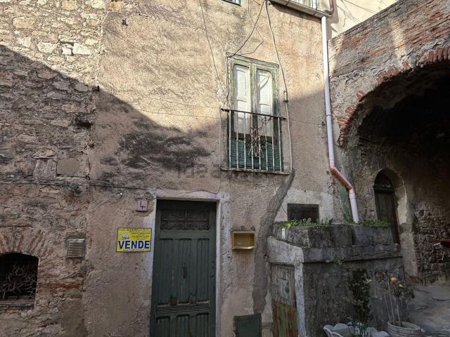 Casa in vendita a Polizzi Generosa, Sicilia