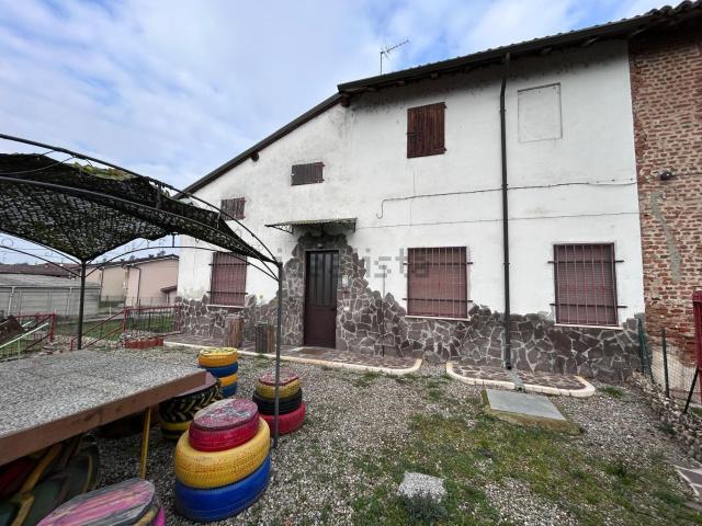 Casa in vendita a Pieve Del Cairo, Lombardia