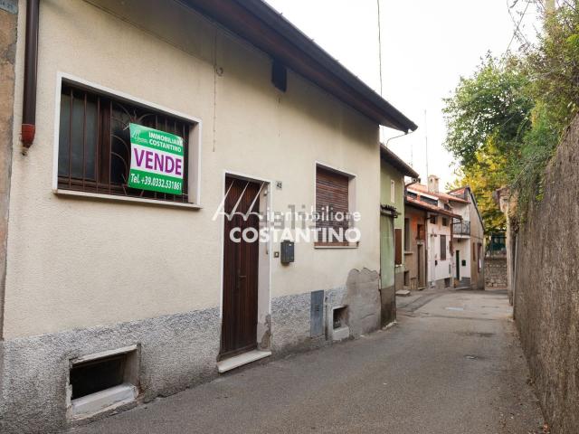 Casa in vendita a Comunità Montana del Piambello, Cunardo