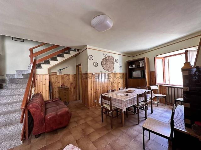 Casa in vendita a Marche, Fermo