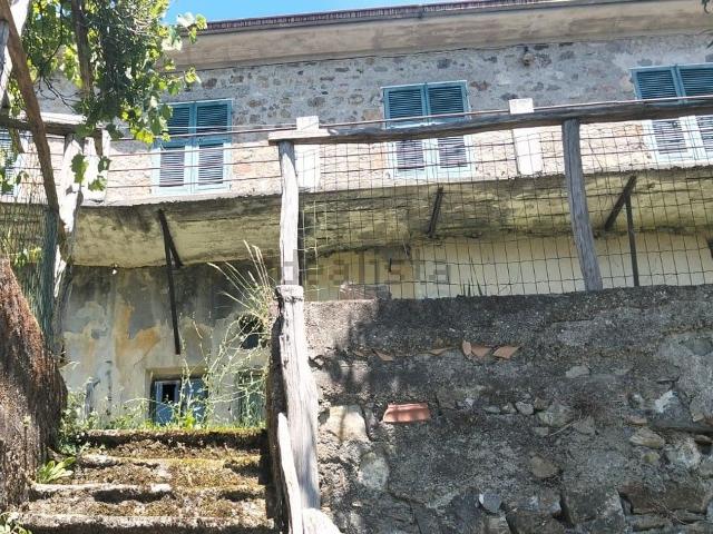 Casa in vendita a Sesta Godano, Liguria