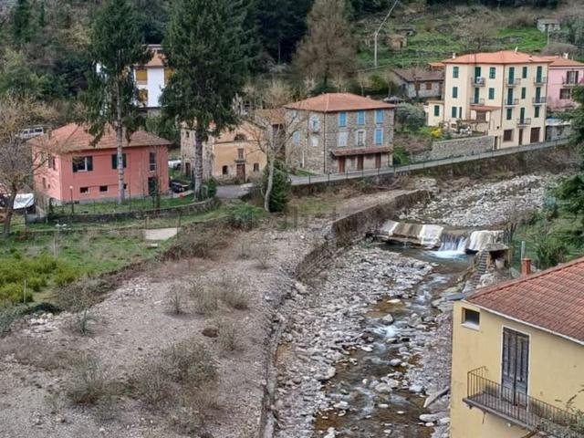 Casa in vendita a Molini Di Triora, Liguria