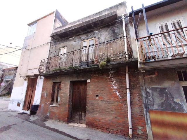 Casa in vendita a Merì, Sicilia