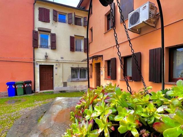 Casa in vendita a Limidi di Soliera, Soliera