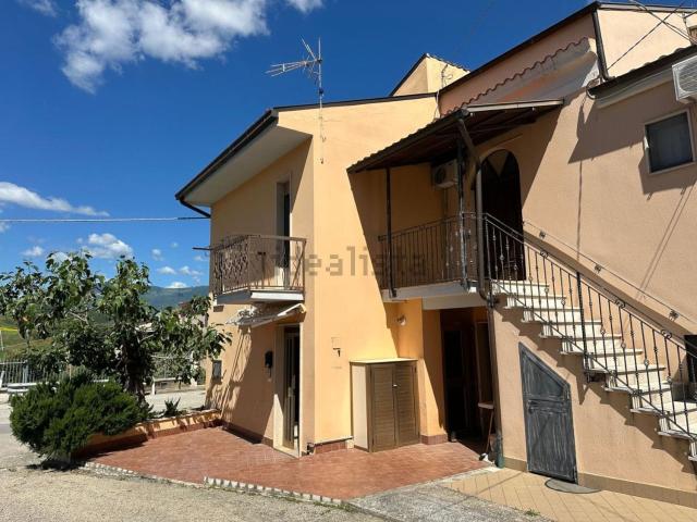 Casa in vendita a Alanno, Abruzzo