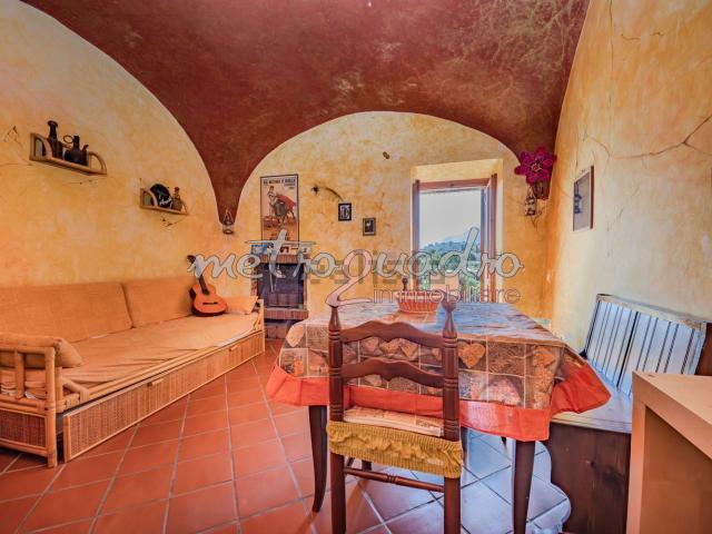 Casa in vendita a Campiglioni, Itri