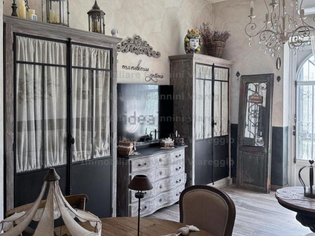 Casa in vendita a Viareggio, Toscana