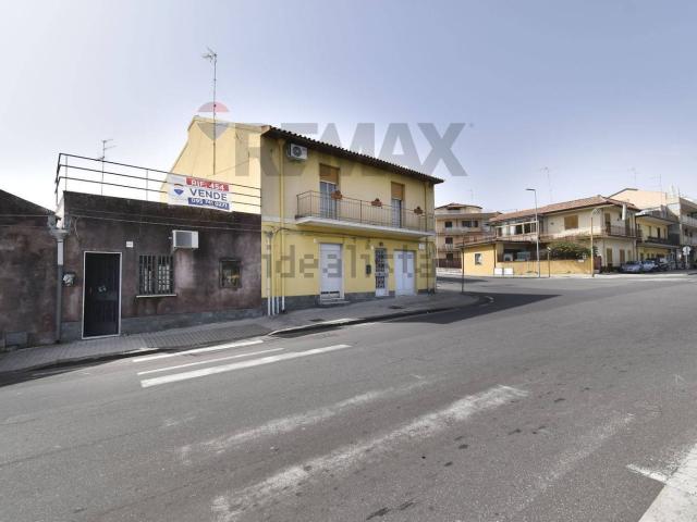 Casa in vendita a Loreto, Acireale
