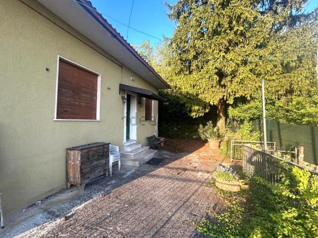 Casa in vendita a Zovencedo, Veneto