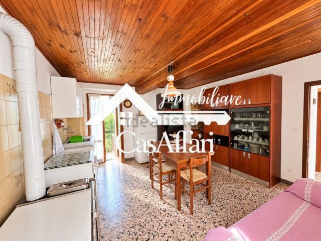 Casa in vendita a Velluciana, Carpineti