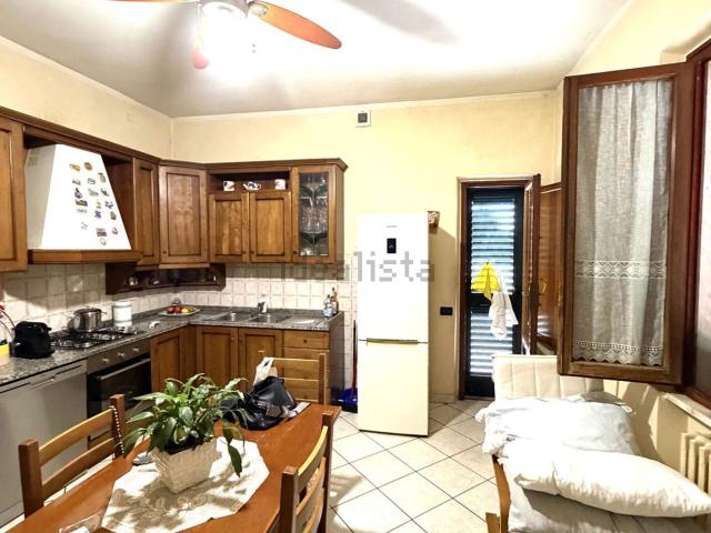 Casa in vendita a Prato, Toscana