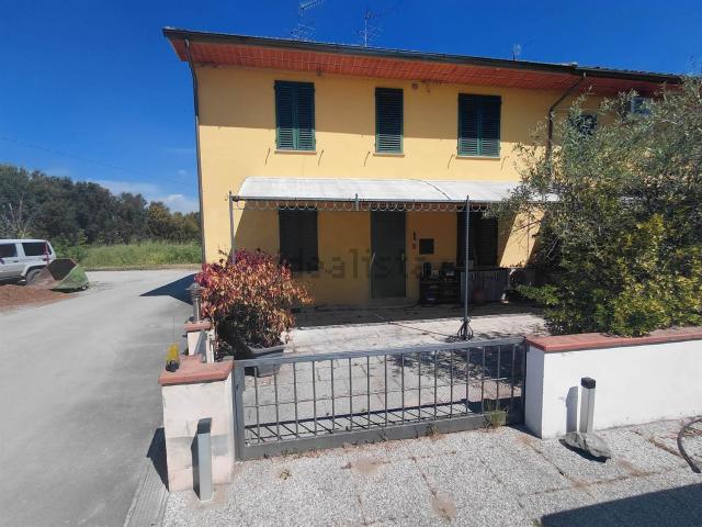 Casa in vendita a San Pierino Casa al Vescovo, Pistoia