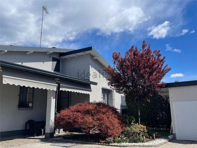 Casa in vendita a Cantù, Como