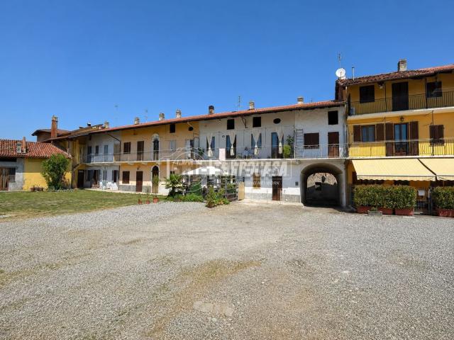 Casa in vendita a Vesignano, Piemonte