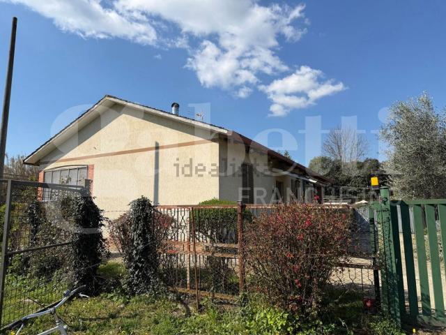 Casa in vendita a Cospea, Terni